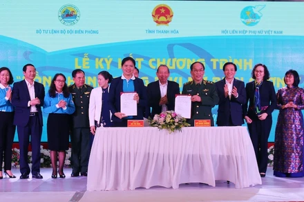 Hội LHPN Việt Nam và Bộ Tư lệnh BĐBP ký kết Chương trình "Đồng hành cùng phụ nữ biên cương" giai đoạn 2021 – 2025.