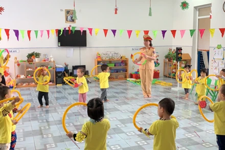 Một tiết học tại Trường mầm non Bát Tràng (huyện Gia Lâm, Hà Nội), trường được công nhận đạt chuẩn quốc gia năm 2020.