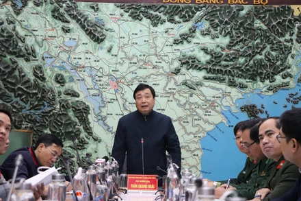 Phó Trưởng ban Ban chỉ đạo trung ương về Phòng chống thiên tai Trần Quang Hoài phát biểu.