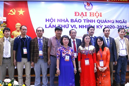 Ban Chấp hành Hội Nhà báo tỉnh Quảng Ngãi khóa VI ra mắt. 