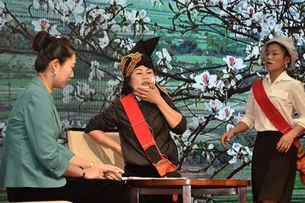 Một tiểu phẩm về vấn đề bạo lực giới (Ảnh: Care International Việt Nam).