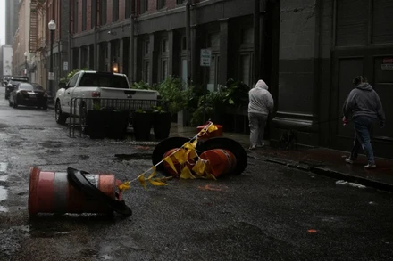 Bão Ida đổ bộ vào bang Lousiana của Mỹ, ngày 29/8. (Ảnh: Reuters)