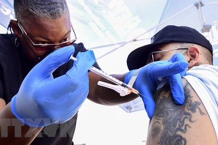 Đề xuất hợp lý kêu gọi Mỹ mở kho dự trữ vaccine cho thế giới