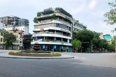 Đường phố Hà Nội trong những ngày giãn cách xã hội.