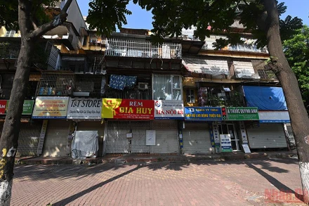 Hà Nội vắng lặng trong những ngày giãn cách. (Ảnh: DUY LINH)