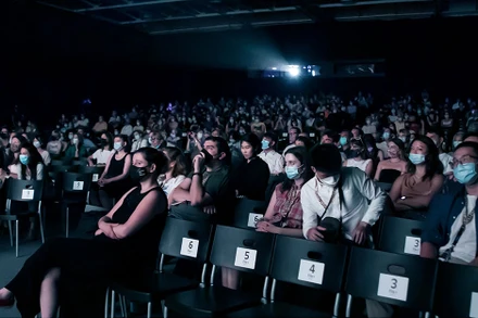 Khán giả và các nhà làm phim tại LHP Locarno. (Ảnh: LHP Locarno).