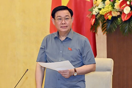 Chủ tịch Quốc hội Vương Đình Huệ phát biểu ý kiến tại phiên họp. Ảnh: DUY LINH