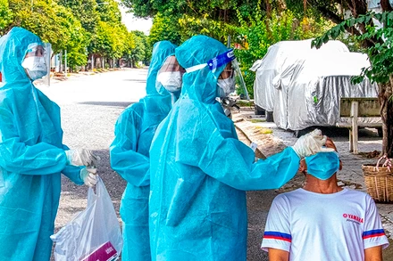 Lấy mẫu xét nghiệm trên địa bàn phường An Hòa, thành phố Rạch Giá.