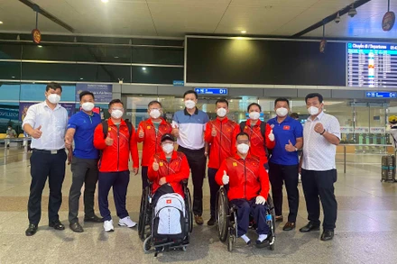 Đoàn Thể thao Người khuyết tật Việt Nam có mặt tại sân bay Nội Bài. (Ảnh: Đoàn TTNKT Việt Nam)