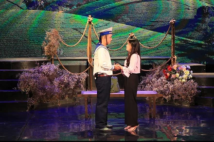 Cảnh trong hài kịch Thơ tình lính biển.
