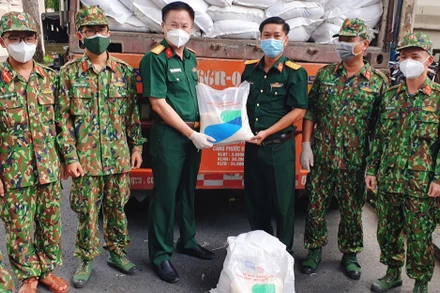 90 tấn gạo hỗ trợ nhân dân TP Hồ Chí Minh vượt khó chống dịch