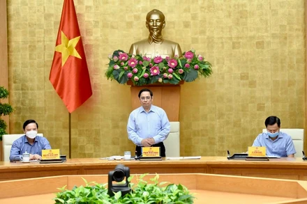 Thủ tướng Phạm Minh Chính phát biểu chỉ đạo tại cuộc họp.