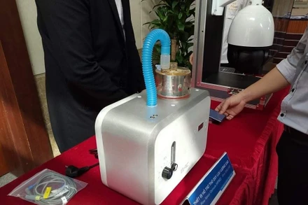 Thiết bị trợ thở ôxy dòng cao HFNC BAC385 của Bkav.