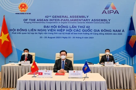 Chủ tịch Quốc hội Vương Đình Huệ tại phiên bế mạc.