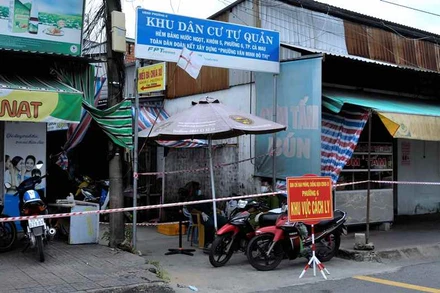 Một khu vực phong tỏa tại khóm 4, 5 của phường 6 (TP Cà Mau, tỉnh Cà Mau).