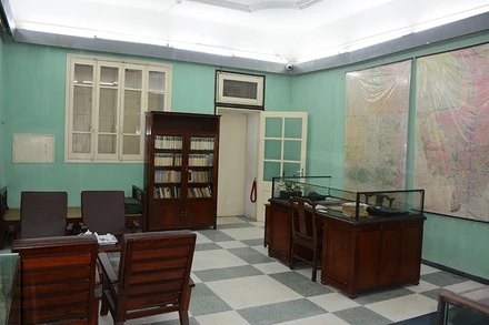 Phòng làm việc của Đại tướng Võ Nguyên Giáp tại di tích Nhà D67.Ảnh: CHI NGUYỄN