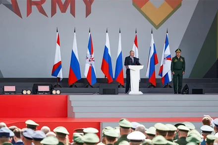 Tổng thống Nga Vladimir Putin phát biểu tại lễ khai mạc chính thức Army Games 2021 và diễn đàn Army-2021.