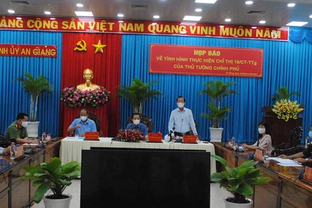 Quang cảnh buổi họp báo