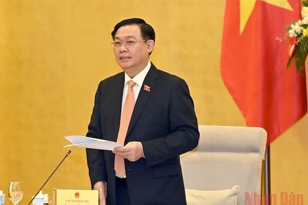 Chủ tịch Quốc hội Vương Đình Huệ phát biểu chỉ đạo tại buổi làm việc. (Ảnh: Duy Linh) 