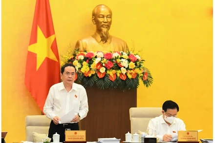 Phó Chủ tịch Thường trực Quốc hội Trần Thanh Mẫn phát biểu ý kiến tại phiên họp.