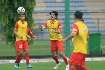 Tiền vệ Tuấn Anh đã trở lại tập luyện cùng các đồng đội. (Ảnh: VFF)