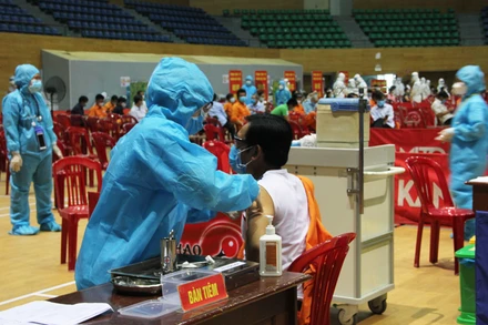 Đà Nẵng đẩy nhanh tiến độ tiêm vaccine phòng Covid-19 cho các nhóm đối tượng