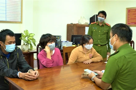 Các đối tượng bị bắt tại cơ quan Công an TP Buôn Ma Thuột.