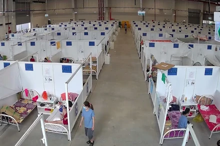 Bệnh viện dã chiến điều trị bệnh nhân Covid-19 Bình Dương số 1. 