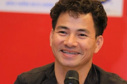 Chương trình được dẫn dắt bởi MC, NSƯT Xuân Bắc.