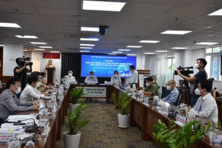 Toàn cảnh buổi họp báo.