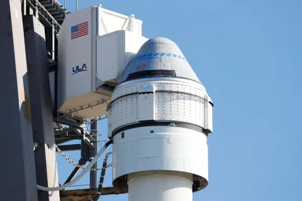 Tên lửa Atlas V mang theo tàu vũ trụ CST-100 Starliner của Boeing ở mũi Canaveral ở tiểu bang Florida, Mỹ. (Ảnh: Reuters).