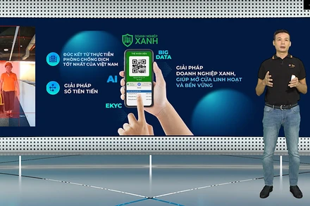 Ông Vũ Anh Tú Giám đốc Công nghệ FPT chia sẻ tại sự kiện.