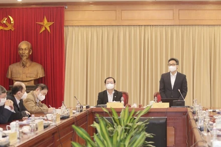 Phó Thủ tướng Vũ Đức Đam có buổi làm việc với các nhà khoa học đầu ngành để bàn giải pháp khoa học phòng, chống dịch Covid-19.