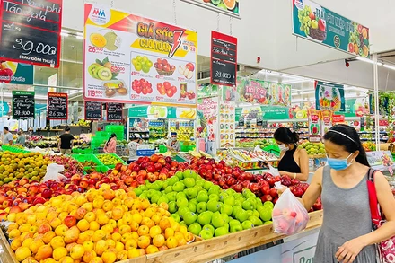 Người tiêu dùng ngày càng chuộng mua sắm online.