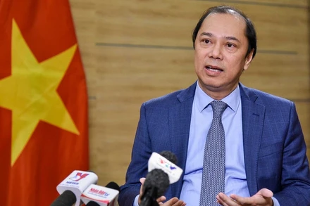 Thứ trưởng Ngoại giao Nguyễn Quốc Dũng, Trưởng SOM ASEAN của Việt Nam.