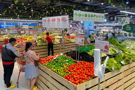 Hoạt động kinh doanh thương mại trên địa bàn được mở cửa, khôi phục (Ảnh: Quốc Dũng). 