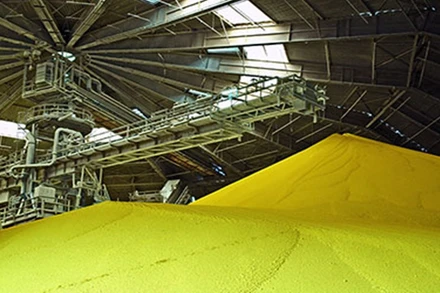 Bên trong nhà máy lọc dầu Mina al-Ahmadi. (Ảnh: KNPC)