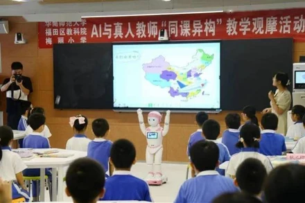 "Giáo viên AI" tham gia giảng dạy. (Ảnh: Sohu)