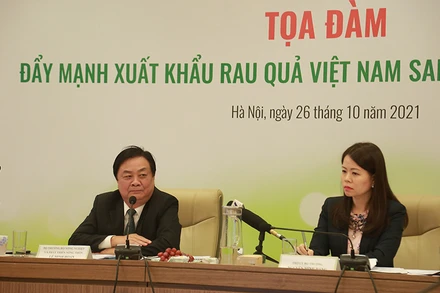  Bộ trưởng Nông nghiệp và Phát triển nông thôn Lê Minh Hoan phát biểu tại tọa đàm. (Ảnh: Bộ Ngoại giao).