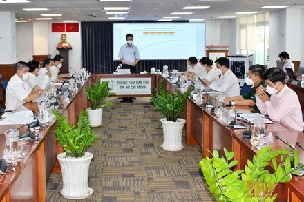 Toàn cảnh buổi họp báo.