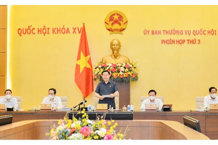 Chủ tịch Quốc hội Vương Đình Huệ phát biểu khai mạc phiên họp thứ 3 của Ủy ban Thường vụ Quốc hội. (Ảnh: quochoi.vn)