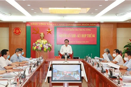 Ủy ban Kiểm tra Trung ương họp xem xét, thi hành kỷ luật các lãnh đạo Tỉnh ủy, UBND tỉnh Bình Dương. (Ảnh: Phương Hoa/TTXVN)