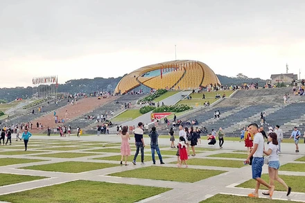 Lâm Đồng mở cửa hoạt động trở lại ngành du lịch (Quảng trường Lâm Viên - TP Đà Lạt). (Ảnh tư liệu)