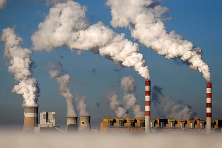 Các quốc gia trên toàn cầu công nhận định giá phát thải carbon là công cụ tiềm năng để giải quyết biến đổi khí hậu. (Ảnh: Reuters)