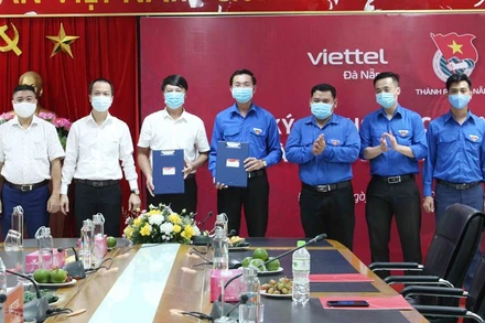 Hai đơn vị ký kết thỏa thuận hợp tác.