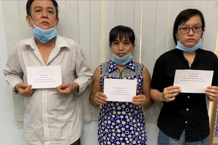 Các đối tượng bị khởi tố về tội chống người thi hành công vụ.