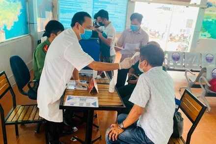 Kiểm soát chặt chẽ người ra vào địa bàn Cô Tô.