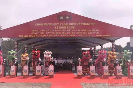 Khởi công xây dựng 2 tuyến đường tại Bình Dương.