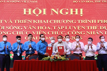 Bộ Văn hóa, Thể thao và Du lịch và Tổng Liên đoàn Lao động Việt Nam ký kết Chương trình phối hợp.