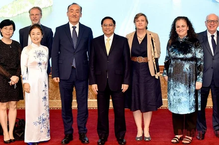 Thủ tướng Chính phủ Phạm Minh Chính tiếp ông Kidong Park, Quyền Điều phối viên thường trú, và các trưởng đại diện các tổ chức LHQ tại Việt Nam. Ảnh: Trần Hải 